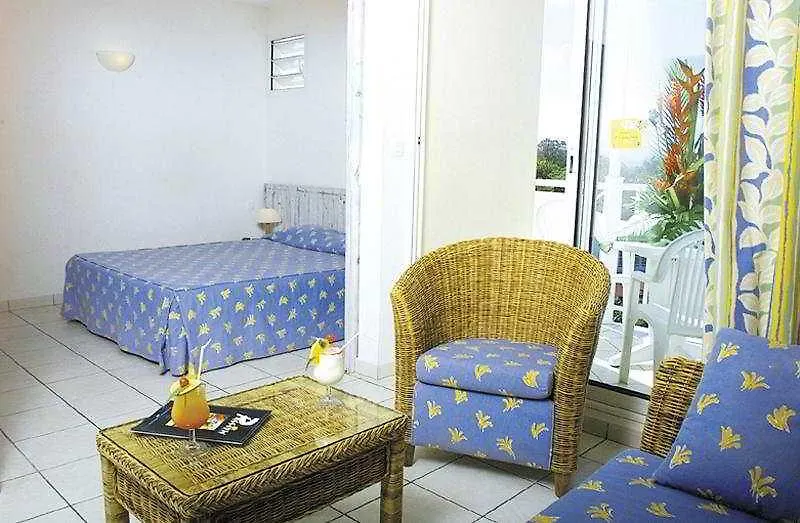 Karibea Residence La Goelette Тартана Отель